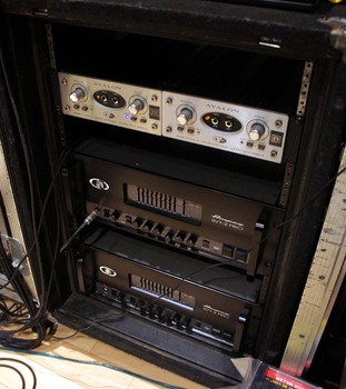 amp and DI rack.jpg
